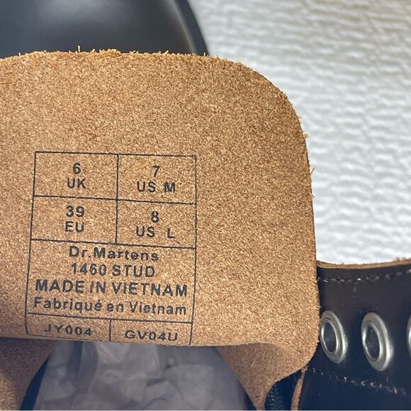 Dr. Martens 1460 Studded 8-Eye Lace-Up Boots Black Size 8 (EU 39) - Picture 7 of 11